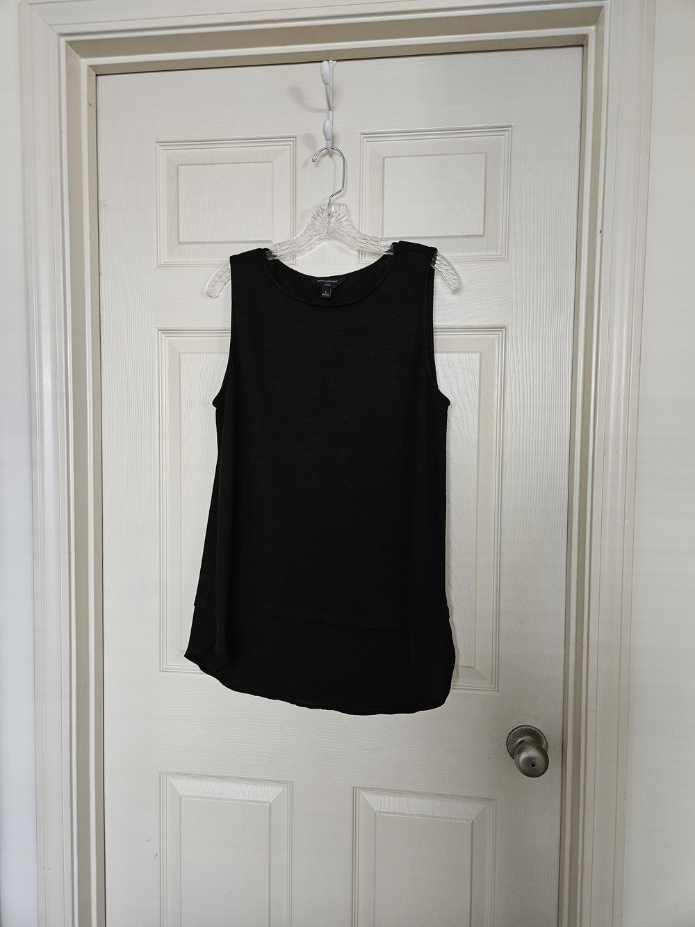 Banana Republic Black Sleeveless Layered Hem Tank